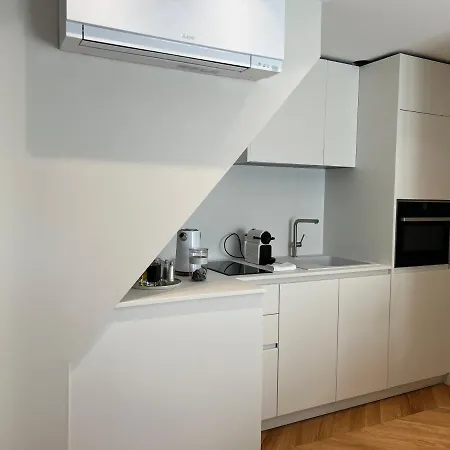 O Verso Du Chateau - 11 * بارْ